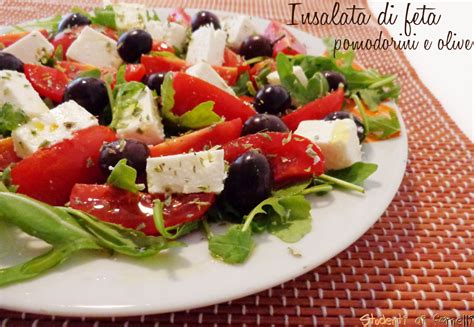 Piatto pronto: insalata di feta, pomodorini, olive e rucola
