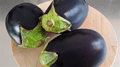 varietà di melanzane pronte per essere congelate