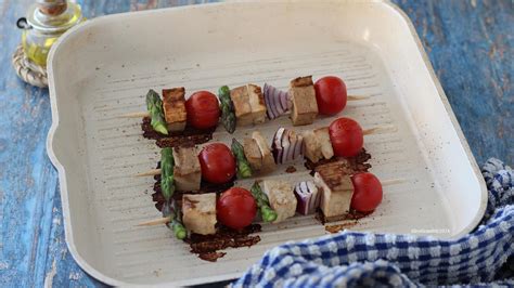 spiedini misti con verdure e formaggio
