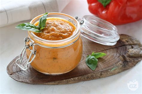 Composizione degli ingredienti per la crema di peperoni agrodolce