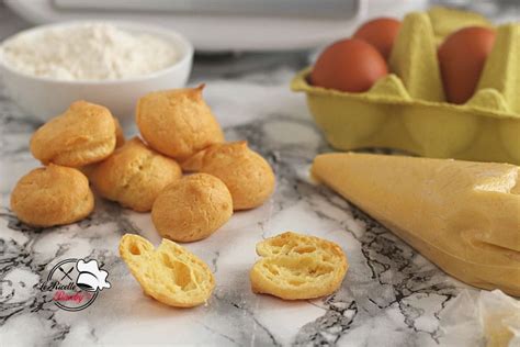 Immagine di un impasto per pasta choux ben amalgamato