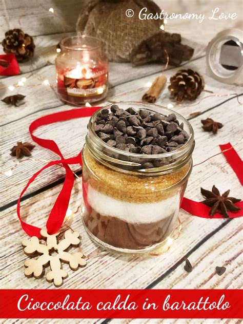 Immagine di un barattolo di mix fatto in casa per la cioccolata calda