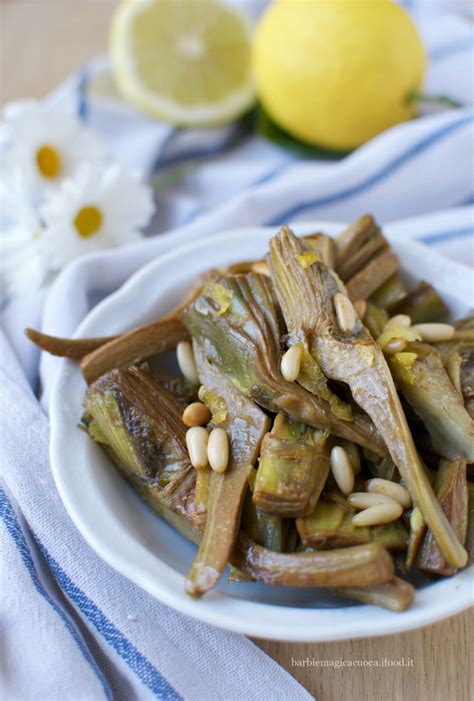 Caramellati di carciofi con pistacchi e miele in padella