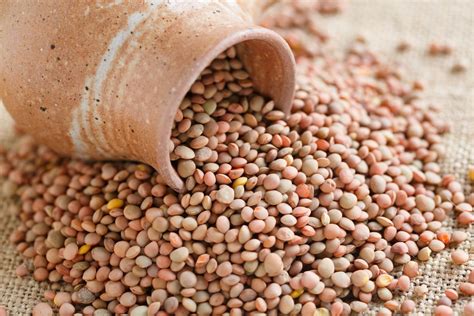 Immagine di diverse varietà di lenticchie
