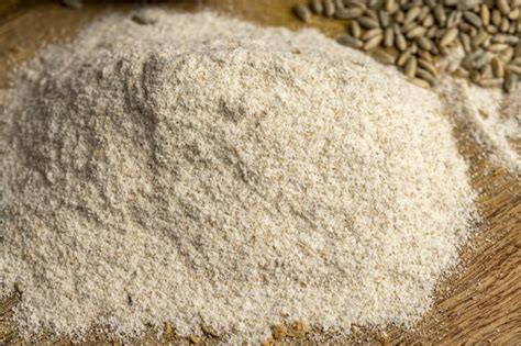 Immagine macro di farina Tipo 1 che evidenzia la presenza di crusca