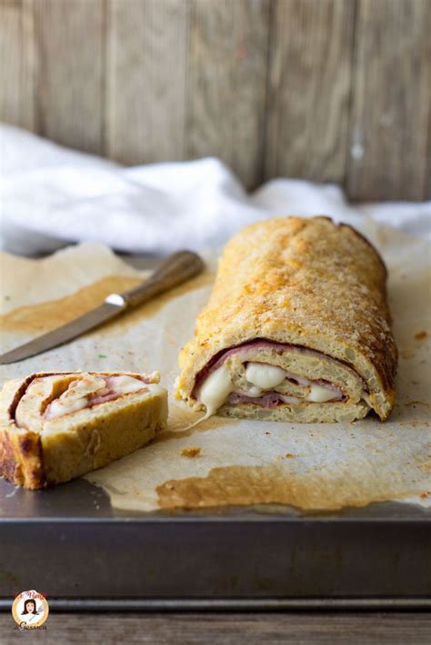 dettaglio del ripieno con formaggio filante