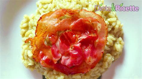 Insalata di cuori di palma a spirale con pancetta croccante e sugo cremoso alla carbonara