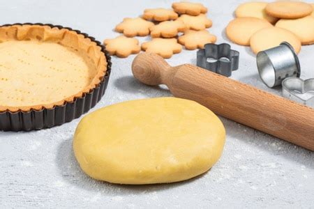 Infografica: Passaggi per preparare la pasta frolla