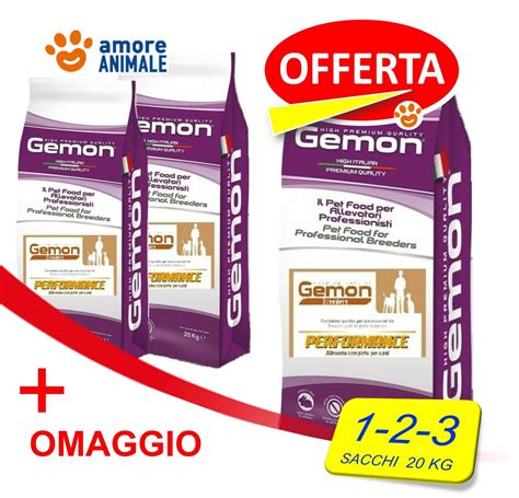 Immagine di un cane adulto che mangia crocchette Gemon con tonno e riso
