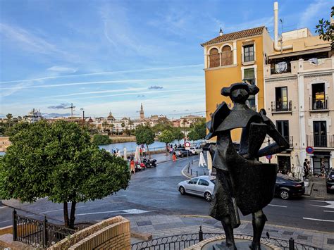 Un Serranito nella Plaza del Altozano a Triana