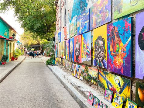 Murales colorati nel quartiere di Getsemaní, Cartagena