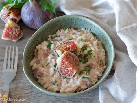 risotto ai fichi e speck mantecato in casseruola