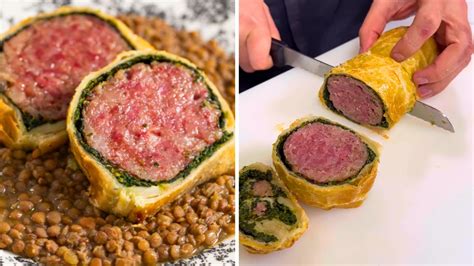 immagine cotechino in crosta di pasta sfoglia con crema di lenticchie