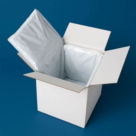 Imballaggio isotermico per spedizione di prodotti freschi con gel refrigerato