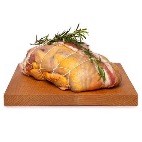 Una faraona intera disossata e pronta per essere farcita.