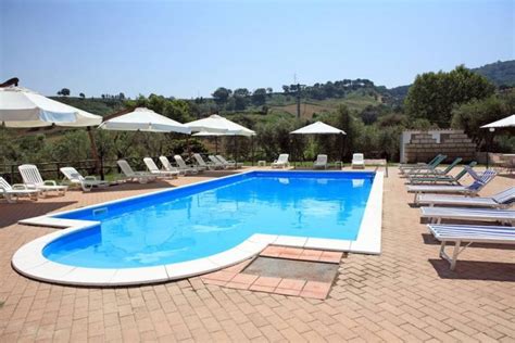 Piscina in una residenza vacanze a Pizzo Calabro