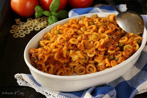 Varietà di formaggi siciliani utilizzati negli anelletti al forno