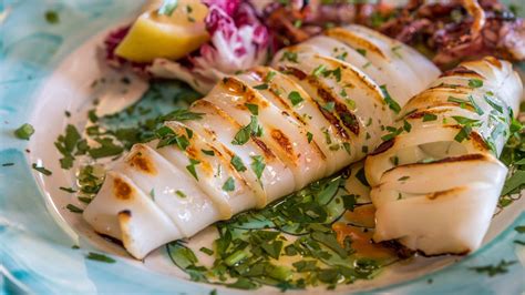 Schema della preparazione dei calamari per la cottura sottovuoto
