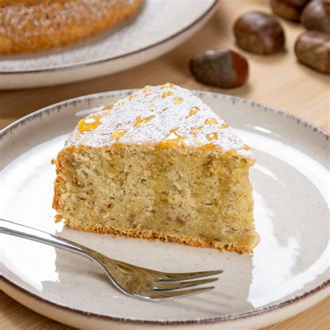 Schema dei due metodi principali per preparare la torta di castagne: con farina o con purea.