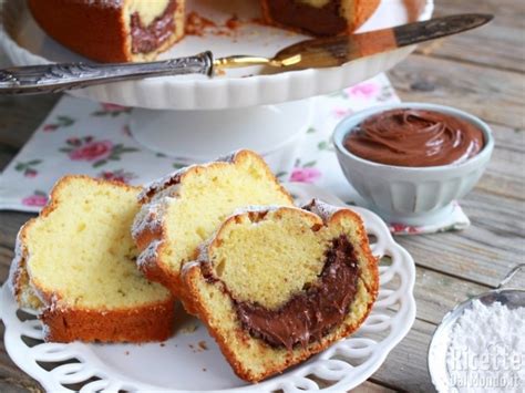 Ingredienti principali per una ciambella soffice al mascarpone e Nutella