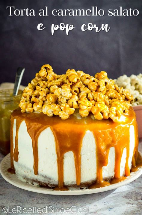 Immagine di una torta nuda al caramello salato con effetto drip
