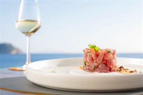 Immagine di un elegante piatto presentato al ristorante Gerber Wyss
