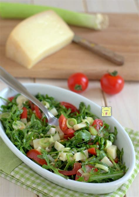 Insalata di porri freschi e ingredienti per la cucina