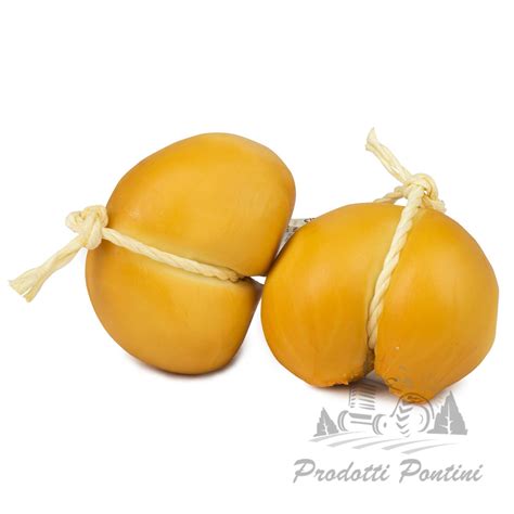 Scamorza fresca e affumicata affiancate