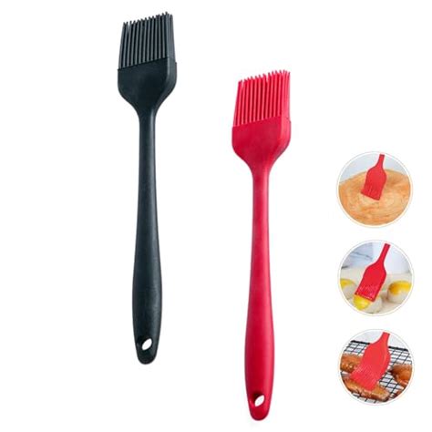 Pennello in silicone per imburrare una teglia