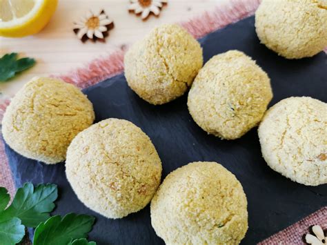Varietà di polpette vegane senza glutine