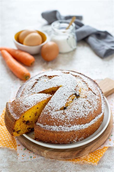Collage di dolci realizzati con latte condensato vegano: torta, gelato, biscotti.