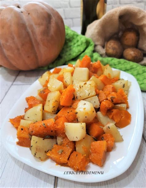 Zucca e patate fresche pronte per essere cucinate