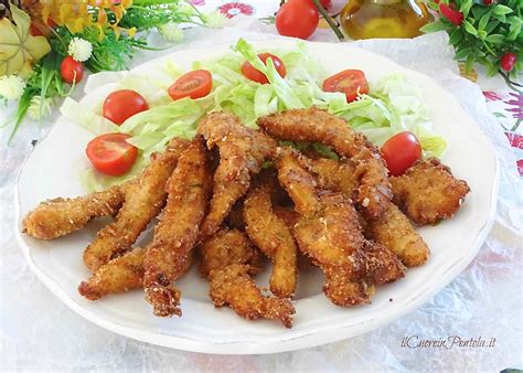 Straccetti di pollo infarinati con paprika