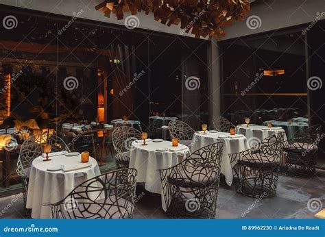 Interno elegante e spazioso del ristorante Soft Sushi Corsico