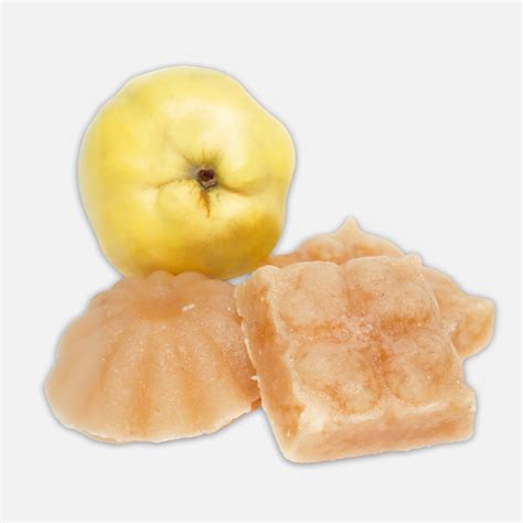 Immagine di una cotognata tradizionale, tagliata a cubetti o in panetti.