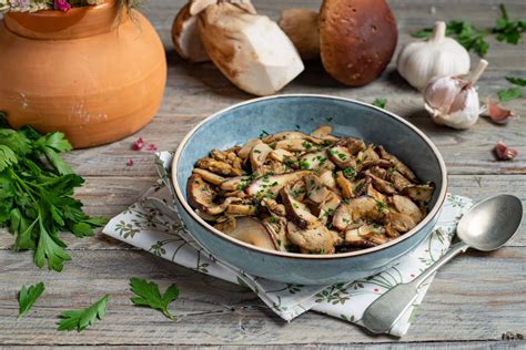 funghi porcini trifolati