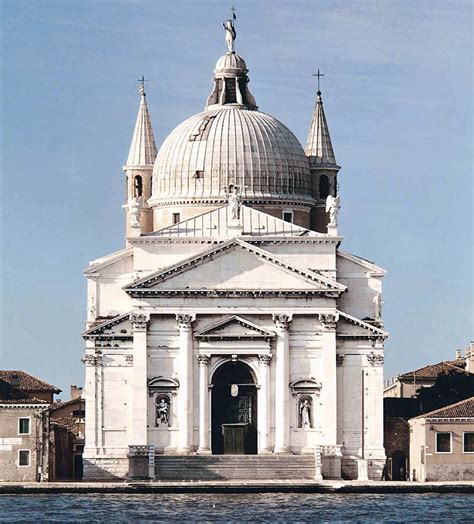 vista esterna della Basilica del Santissimo Redentore a Venezia