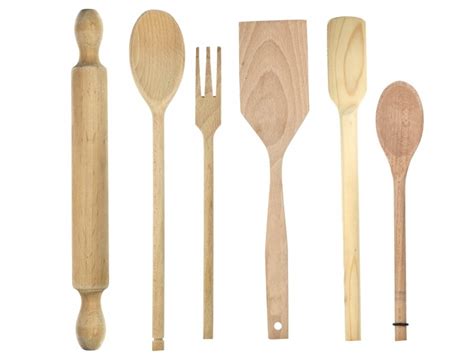 Illustrazione di antichi mestoli in legno