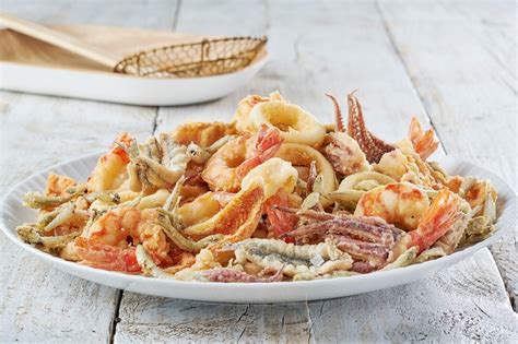 Schema con i diversi tipi di pesce adatti alla frittura mista