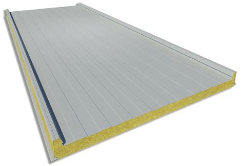 Schema di un pannello sandwich con anima isolante tra due lamiere metalliche