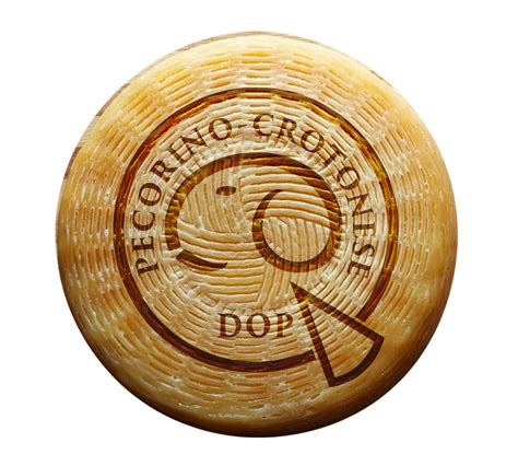 Forma di Pecorino Crotonese DOP con la sua crosta rustica e la pasta compatta