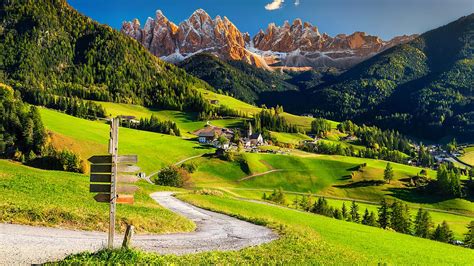 Paesaggio alpino dell'Alto Adige