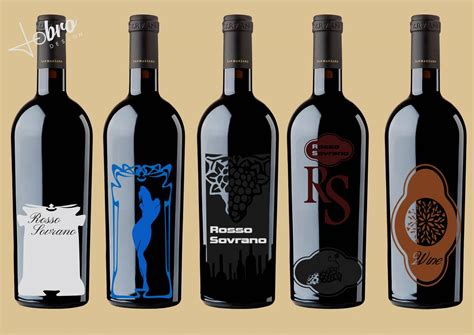 Selezione di diverse bottiglie di amaro italiano con etichette riconoscibili