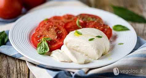 Immagine di mozzarella vegana fatta in casa