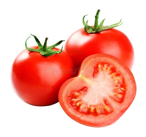 Immagine di pomodori tagliati a metà disposti su una teglia con cipolla, basilico e olio