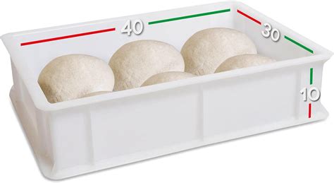 Contenitore Gastronorm trasparente con impasto lievitato che ha triplicato il suo volume.