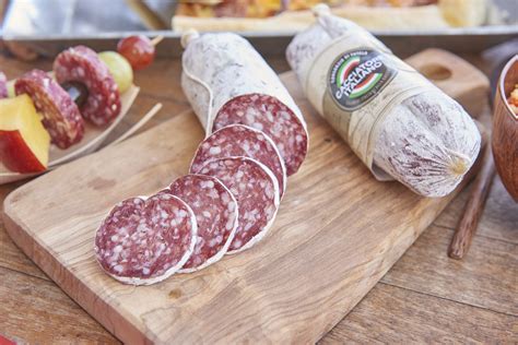 Immagine di Salamini Italiani alla Cacciatora DOP