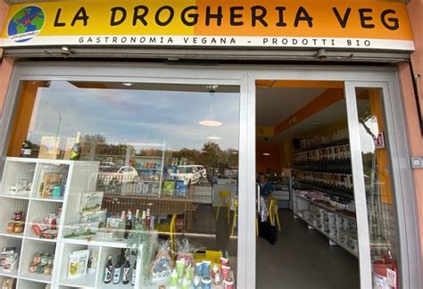 foto della facciata del negozio La Drogheria Veg