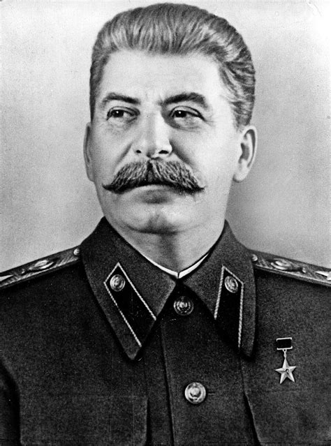 Ritratto giovanile di Iosif Stalin