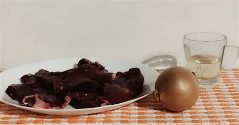 Schema nutrizionale del cuore di manzo con evidenziati vitamine e minerali